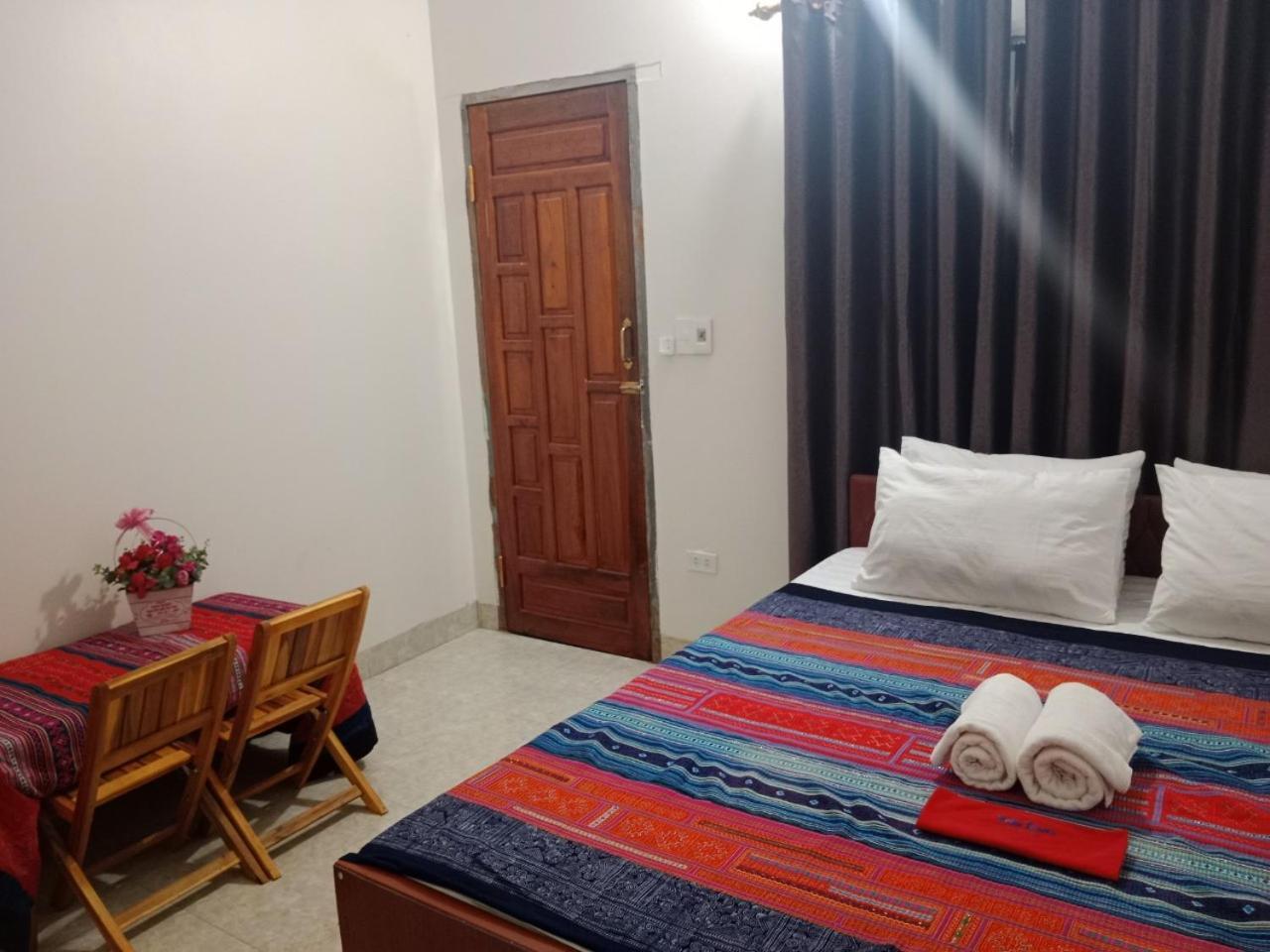 Hotel Ha Giang Yolo House And Loop Tours Esterno foto