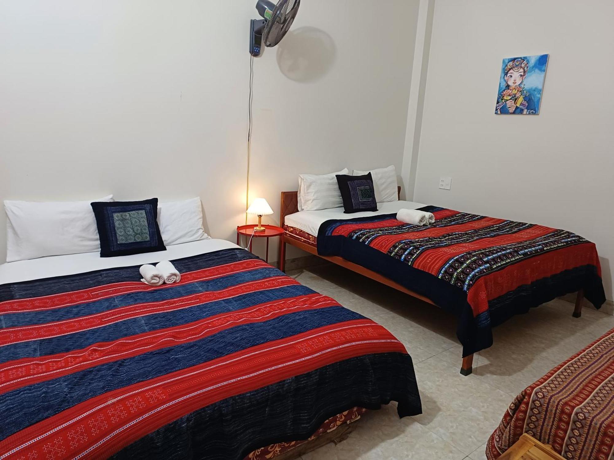 Hotel Ha Giang Yolo House And Loop Tours Esterno foto